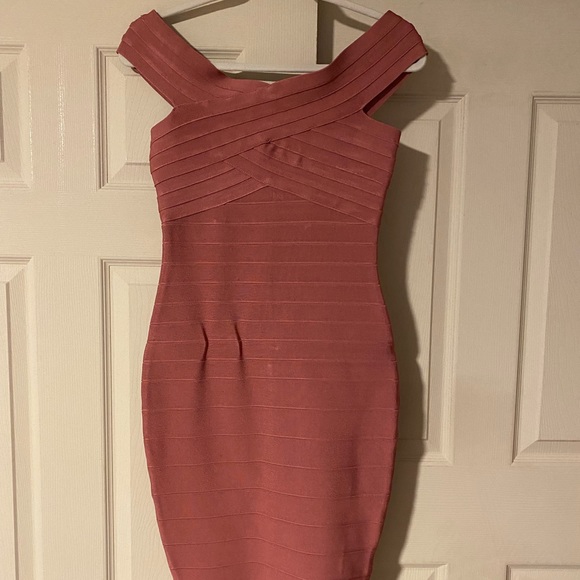 Women’s Cocktail Dress Size Small - Picture 2 of 6
